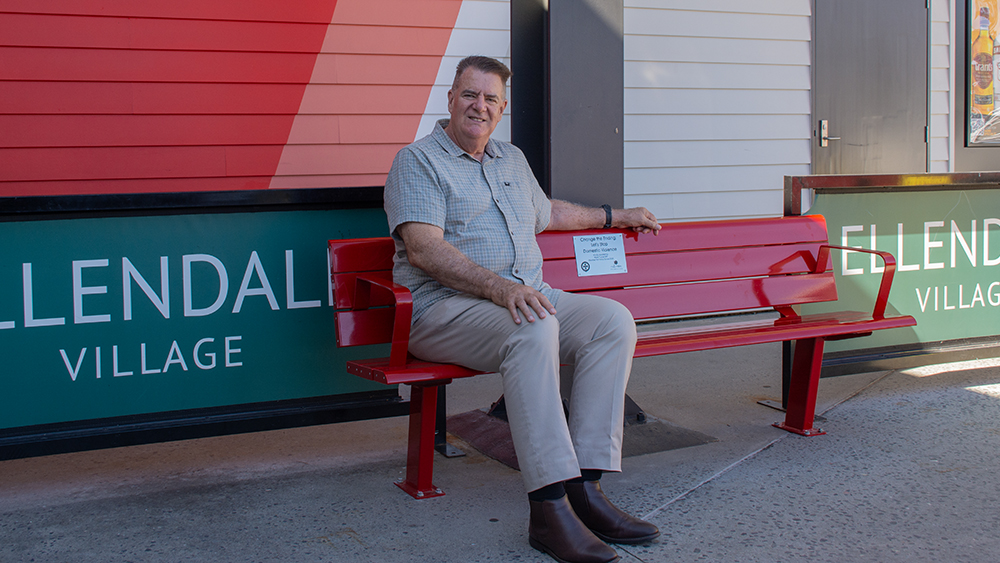 You are currently viewing Ellendale Red Bench